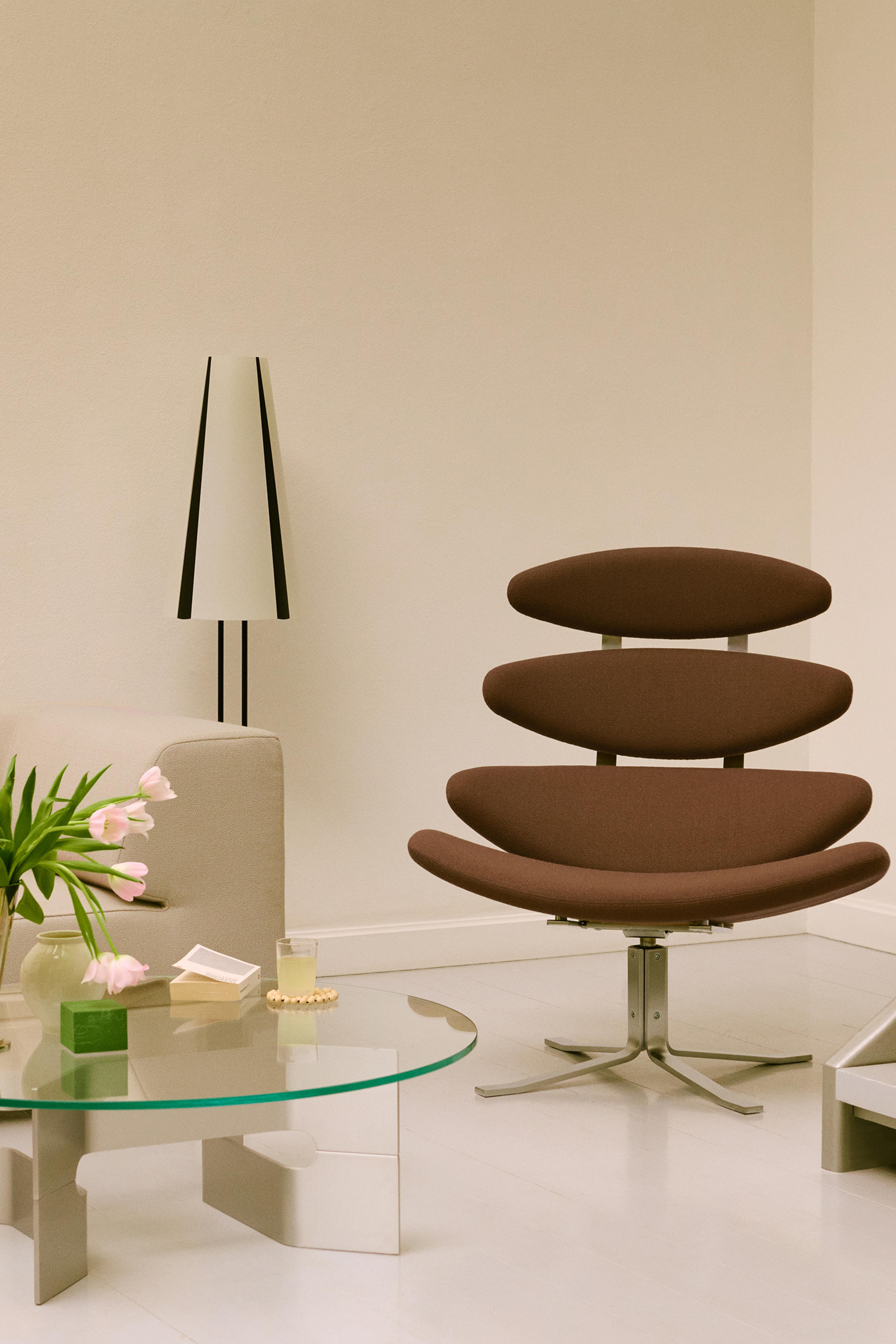 The Corona Chair – An iconic design with a remarkable story